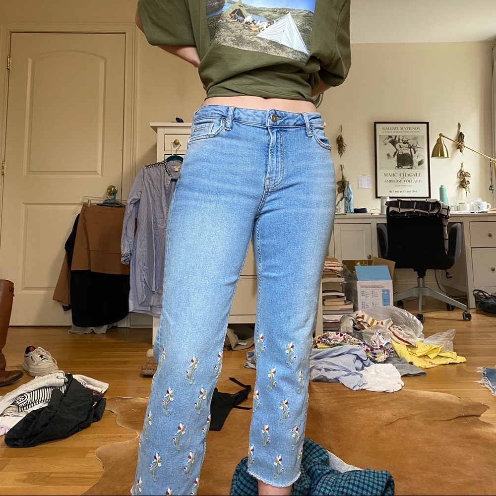Pilcro and the Letterpress Sz 26 Floral Crop Jeans